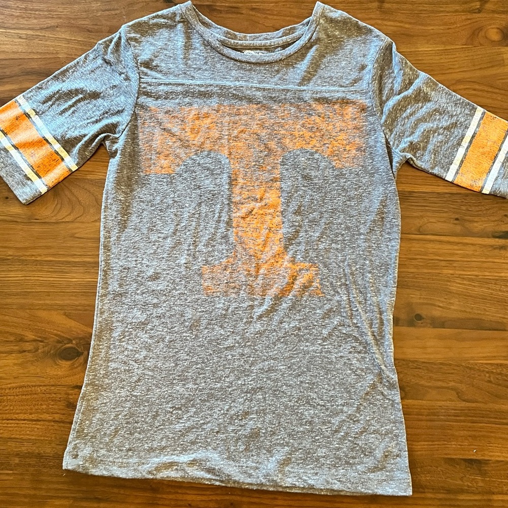 UT 3/4 Sleeve vintage look shirt - L